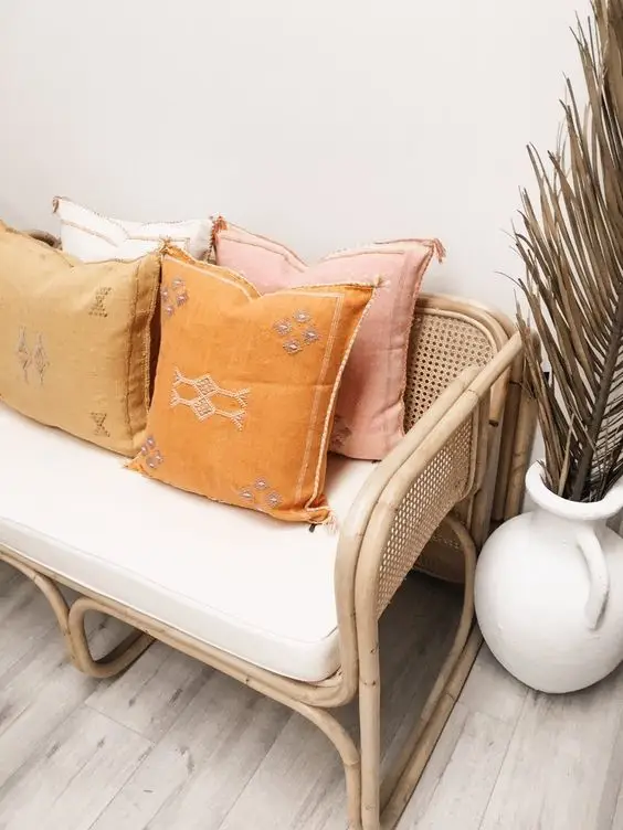 terracotta met rotan meubel decoratie kussen sabra cactus