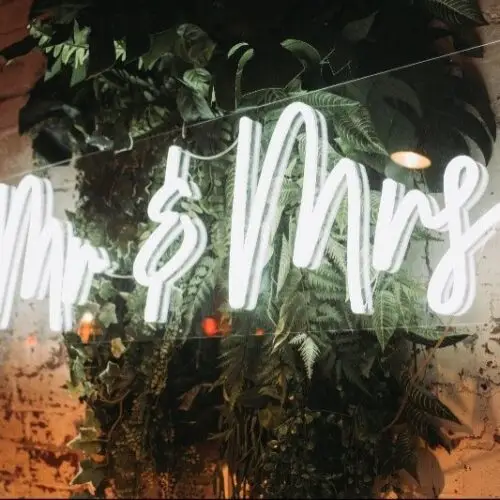 Neon sign Mr & Mrs - Afbeelding 2