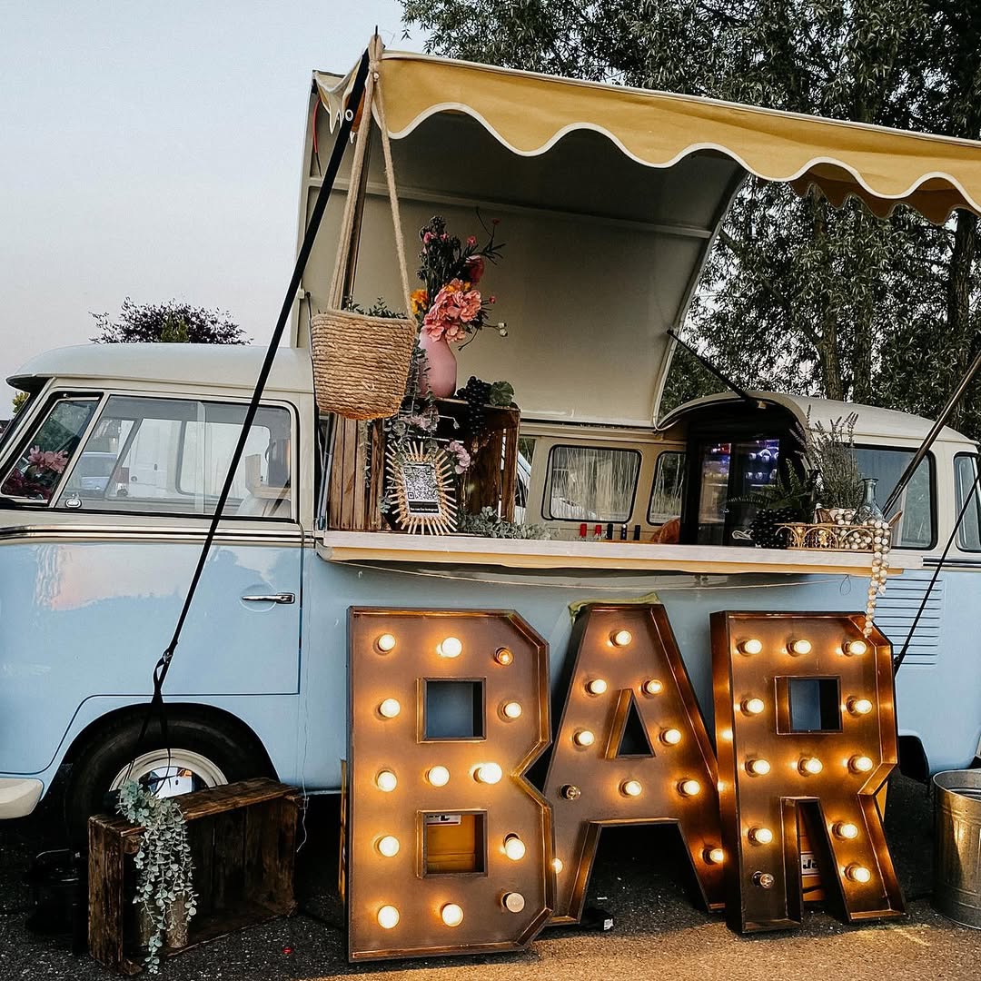 Lichtletters XL BAR donker hout